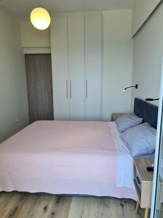 Ferienwohnung Grace Seaside Loutráki Exterior foto
