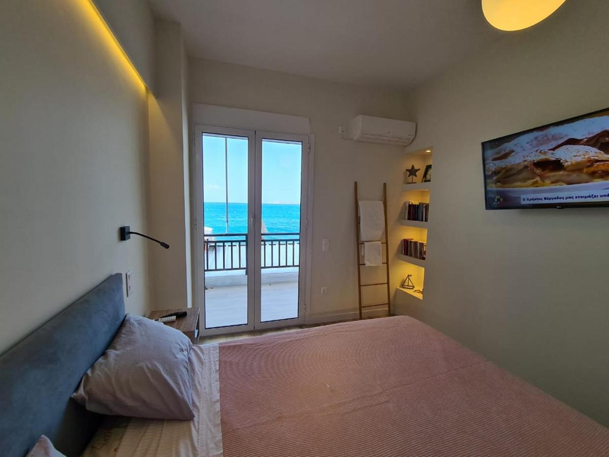 Ferienwohnung Grace Seaside Loutráki Exterior foto